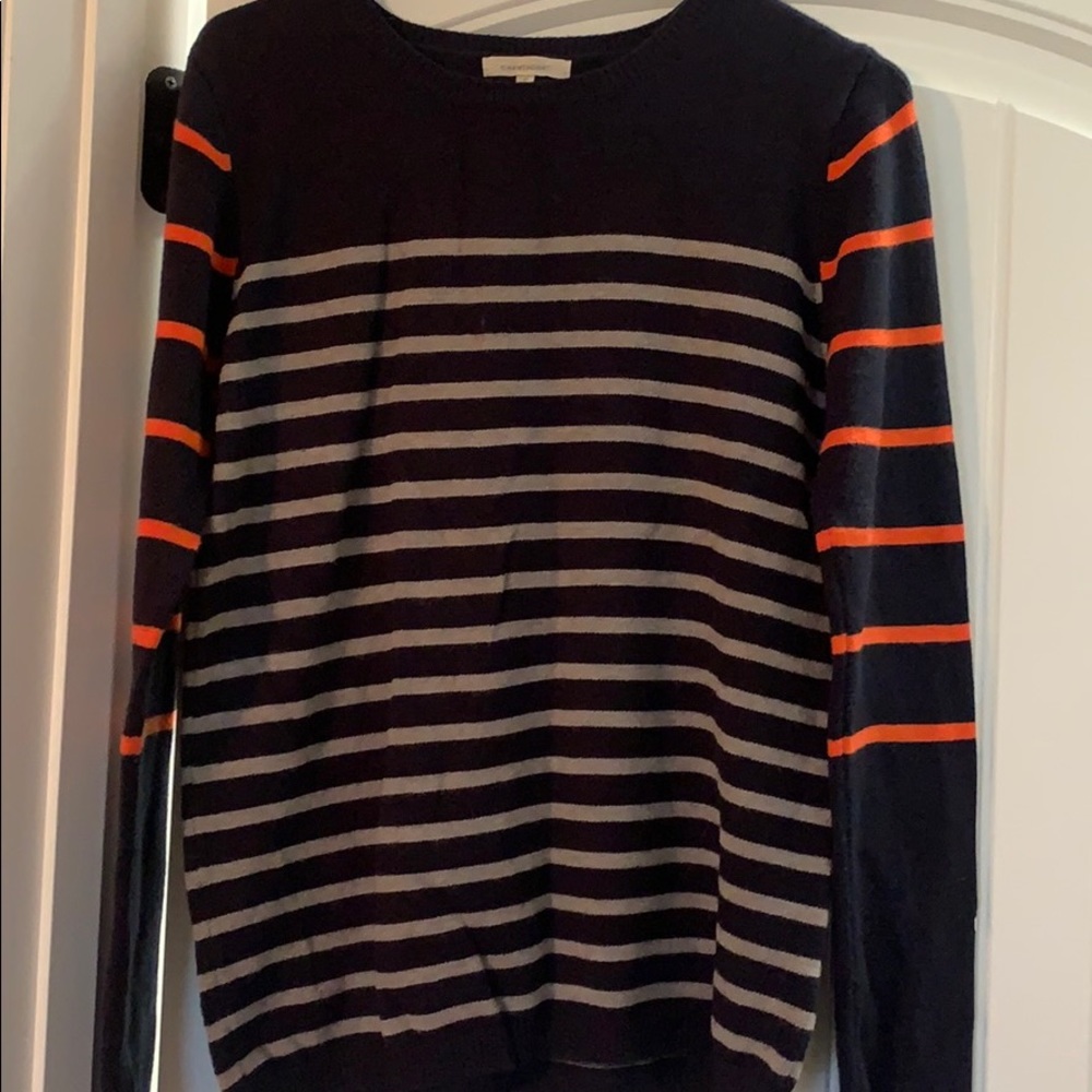 Ladies sweater